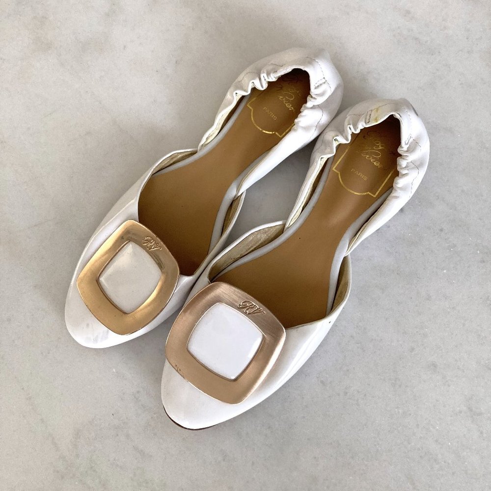 NWOT Roger Vivier chips d'Orsay ballet flats white, matte gold buckles (size 34)